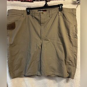 Wrangler Men's Khaki Cargo Shorts